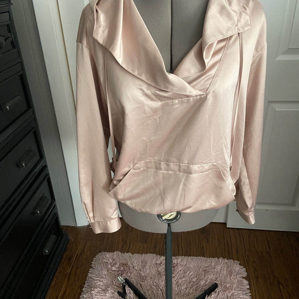 Jennifer Lopez satin pink matching set
